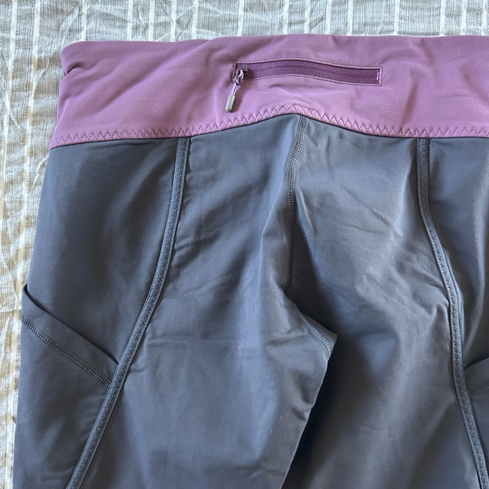 Lululemon Athletic Leggings with Plum Waistband - Picture 4 of 7